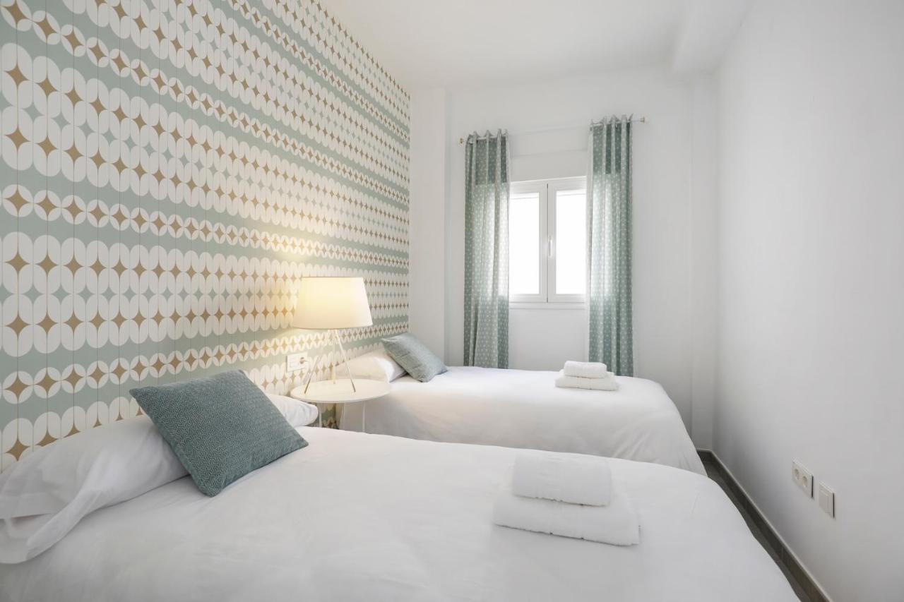 Hi Room - Smart Apartments - He 2 Granada Buitenkant foto